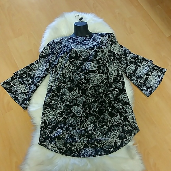 Apt. 9 Paisley Printed Tunic Top - Picture 7 of 8